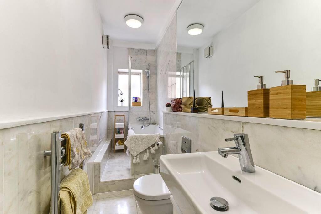 Modern One Bedroom In Fitzrovia, Central 伦敦 外观 照片